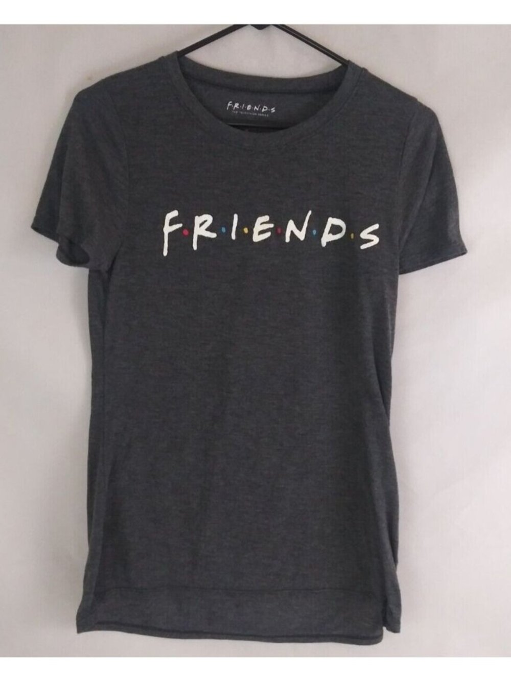 Friends Women's Gray Cap Sleeve T-Shirt Size Medium